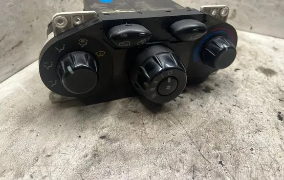 Hyundai Santa Fe Climate control unit 9725026XXX
