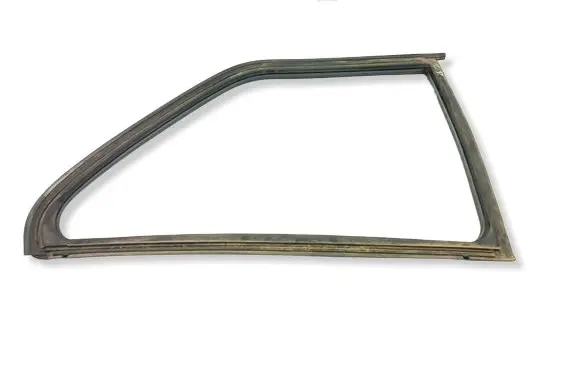 BMW 3 E30 Rear side glass trim 