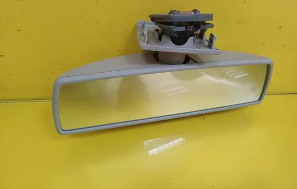 Volkswagen Touran I Rear view mirror (interior) 1T0817543