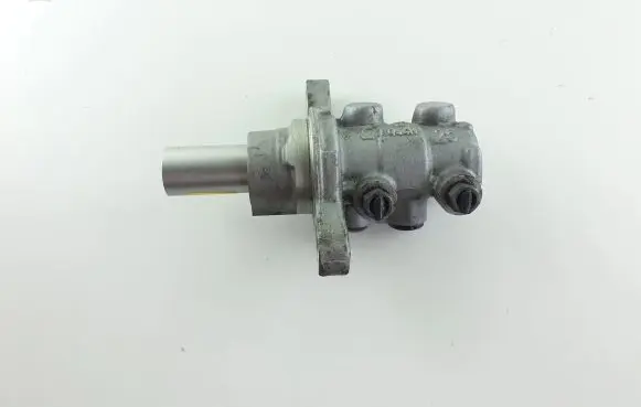 Ford Transit Master brake cylinder 0204Y24132 KL4928