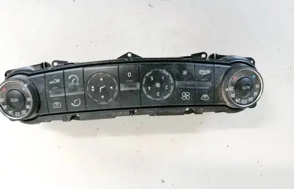 Mercedes-Benz E W211 Climate control unit 2118300385 00114603