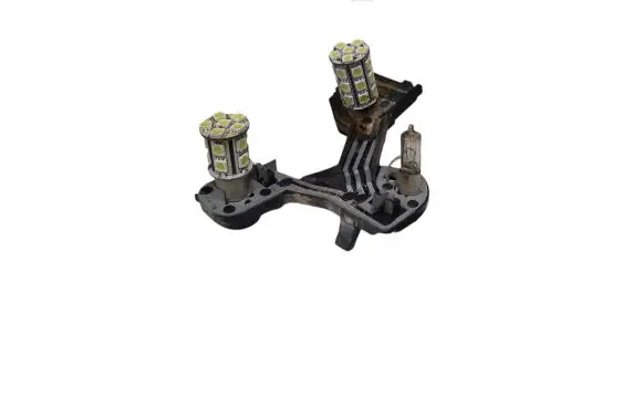 Citroen C5 Tail light bulb cover holder