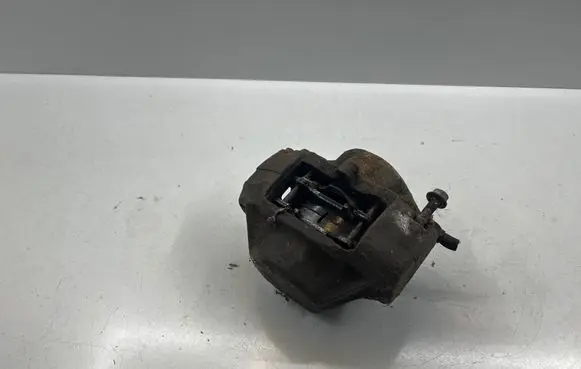 Mercedes-Benz W123 Front brake caliper
