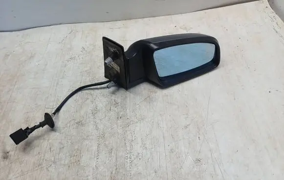Opel Zafira B Front door electric wing mirror 13131970