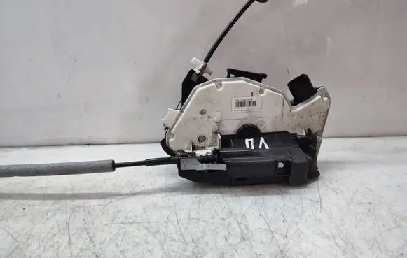 Front door lock