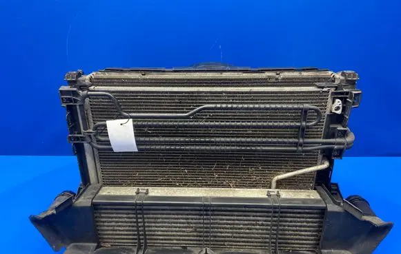 Mercedes-Benz E C207 W207 Radiator set A2045000755 3135103789 3136613344