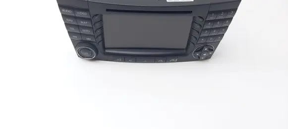 Mercedes-Benz E W211 Radio/CD/DVD/GPS head unit A2118204197 742260 76303