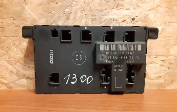 Mercedes-Benz C W203 Door control unit/module 2038201585