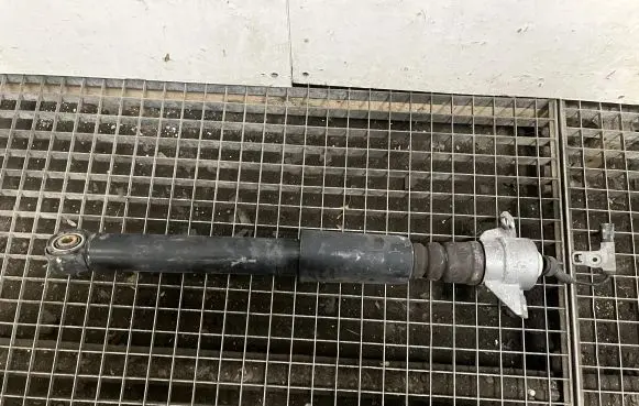 Porsche Macan (95B) Rear shock absorber/damper 95B513035F