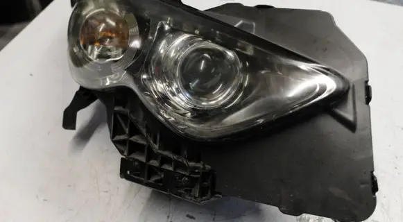 Infiniti Q50 Headlight/headlamp