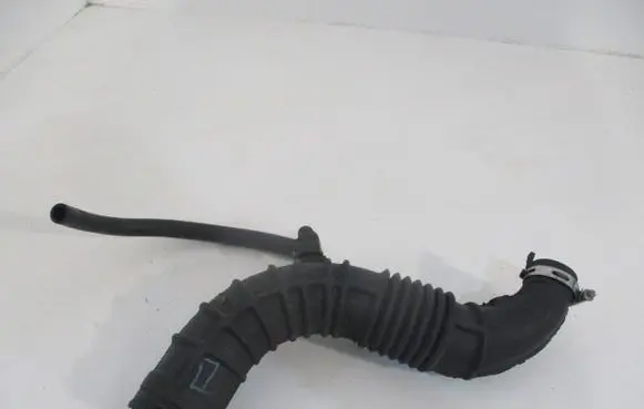 Renault Megane II Air intake hose/pipe