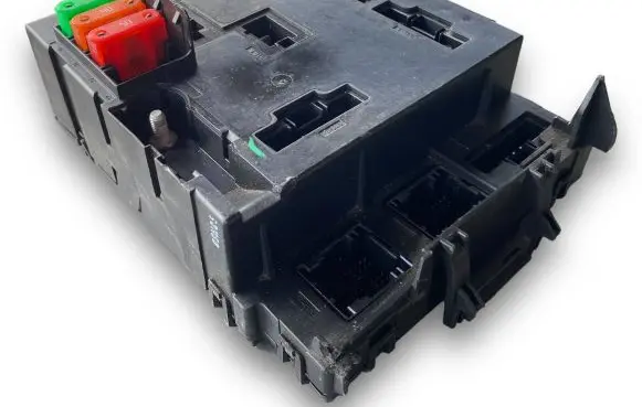 Smart ForTwo II Fuse module A4515402350
