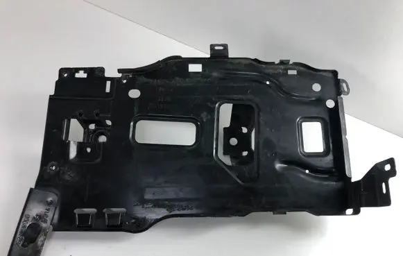 Peugeot 308 Battery tray 967501928001 7501938002 7501948001