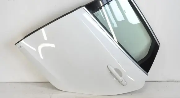 Volvo V40 Rear door 