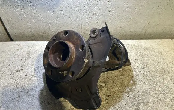 Citroen Jumper Front wheel hub 01374760080
