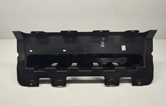 Ford Mach-E I Air intake duct part LJ9B8312AB