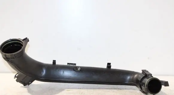 Volkswagen Golf VII Intercooler hose/pipe 04E145673F