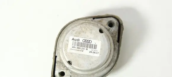 Audi A6 S6 C6 4F Engine mount bracket 4B0399151M