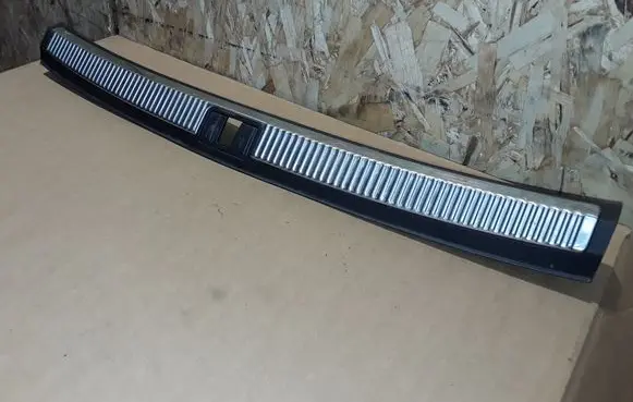 Audi A4 S4 B7 8E 8H Trunk/boot sill cover protection 8E9864483C
