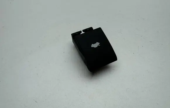 Engine bonnet (hood) release handle