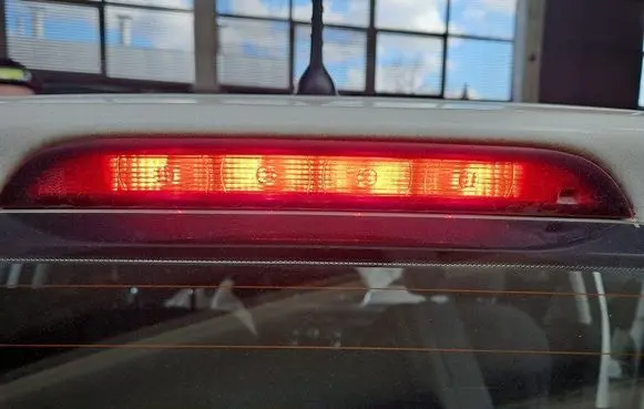 KIA Rio Third/center stoplight 92700-H8011 IMPRK1439853