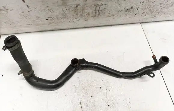 Audi A6 Allroad C5 Engine coolant pipe/hose 059121071
