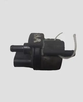 Volkswagen Touran I Vacuum valve 058133459