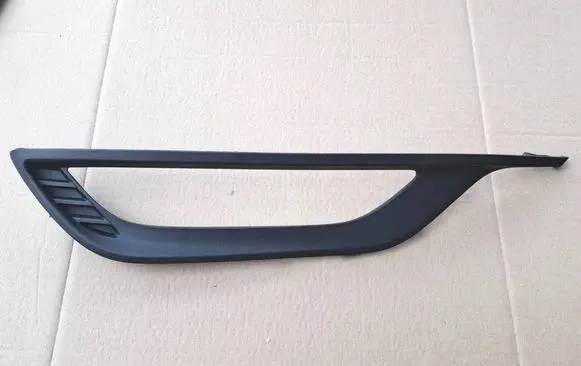 Hyundai i30 fastback Rear bumper trim bar molding 86663-G4AA0