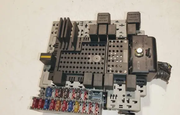 Volvo XC70 Fuse module 9401802 0853165 0853488