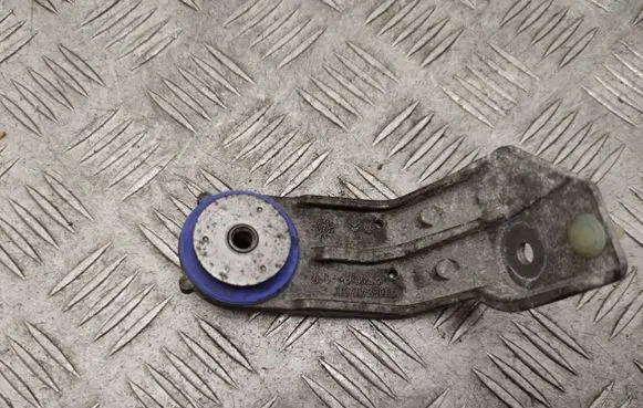 Radiator support slam panel bracket