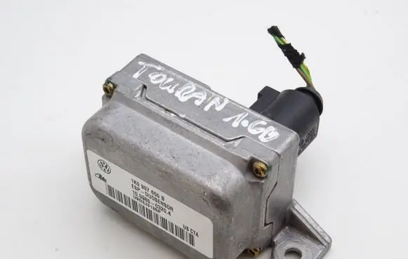 Volkswagen Touran I ESP acceleration yaw rate sensor 1K0907655B