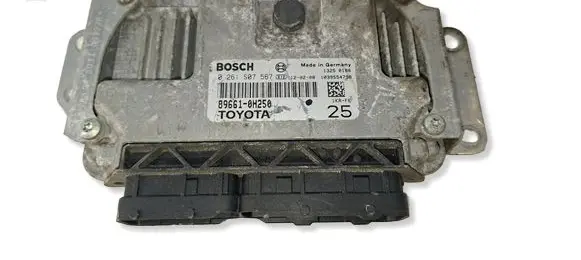 Toyota Aygo AB10 Engine control unit/module 0261S07567 896610H250 1039S54798