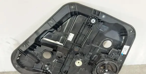 Hyundai Grand Santa Fe NC Rear window lifting mechanism without motor 83480B8000