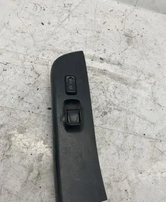 Opel Frontera B Electric window control switch