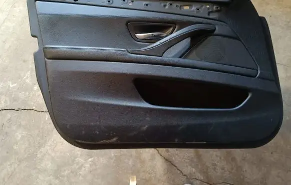 BMW 5 F10 F11 Front door card panel trim