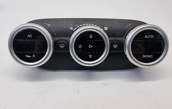 Alfa Romeo Giulietta Climate control unit 156099234