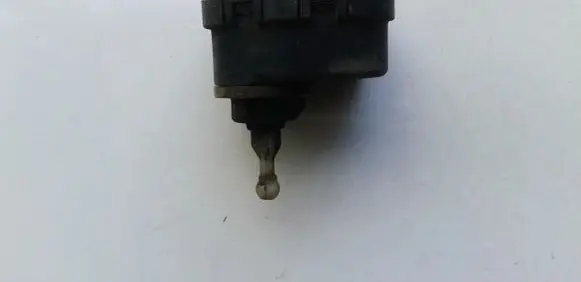Ford Fiesta Headlight level adjustment motor 96FG13K198AA