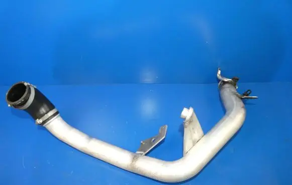 Volvo V40 Intercooler hose/pipe 31370340
