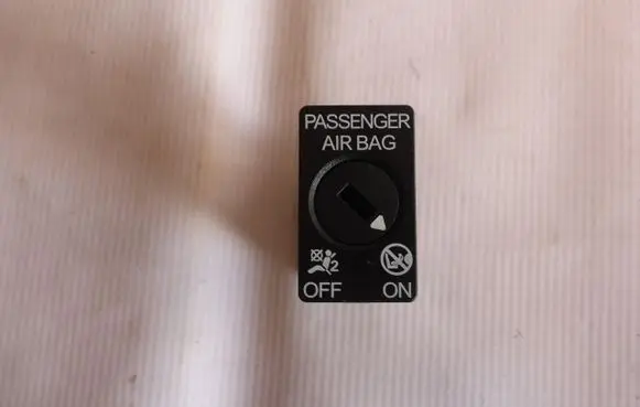 Seat Leon (5F) Passenger airbag on/off switch 5C5919237