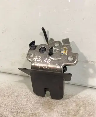Audi A3 S3 A3 Sportback 8P Tailgate/trunk/boot lock/catch/latch