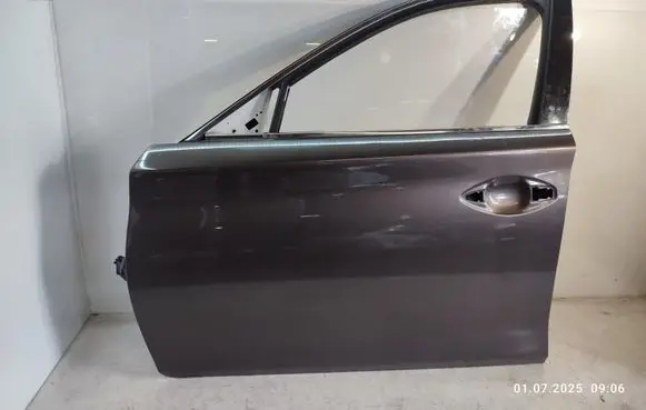 Infiniti Q50 Front door 