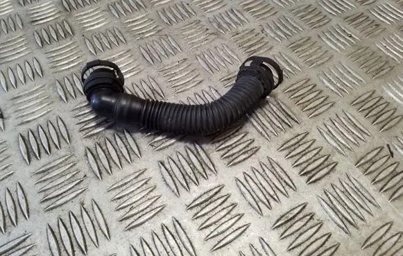 Breather/breather pipe/hose