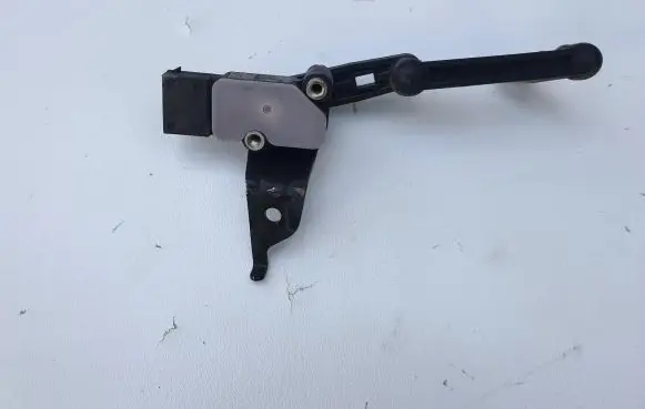 BMW 2 F45 Front height sensor lever 6867646 1361501000 10172401233