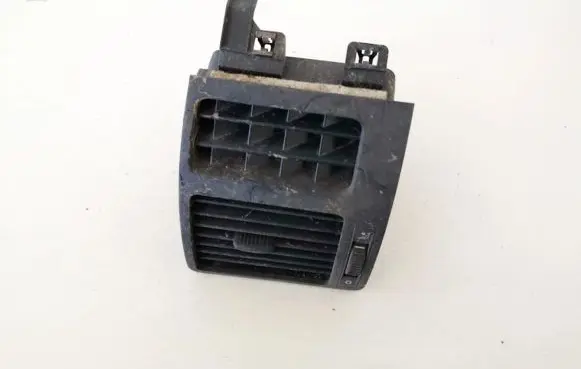 Volkswagen Touran I Dash center air vent grill 1T0819703A