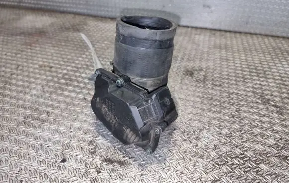 Volkswagen Crafter Throttle valve 03L128063S