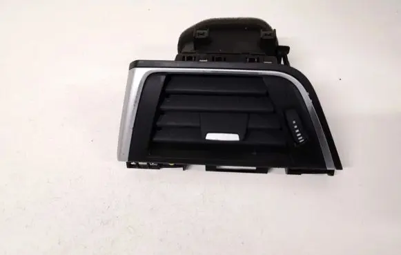 BMW 3 F30 F35 F31 Dash center air vent grill 934622601 9346226-01