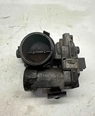 Citroen C4 I Throttle valve 9647925480
