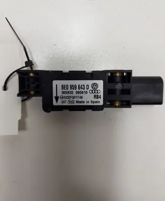 Volkswagen Phaeton Airbag deployment crash/impact sensor 8E0959643D