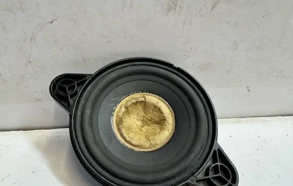 Mercedes-Benz CLS C218 X218 Panel speaker A1728200702