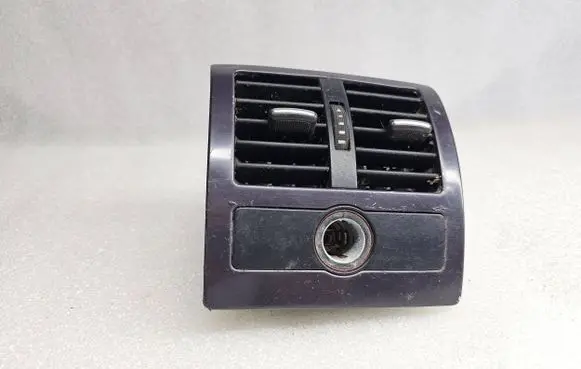 Audi A6 Allroad C5 Rear air vent grill 4B0819203